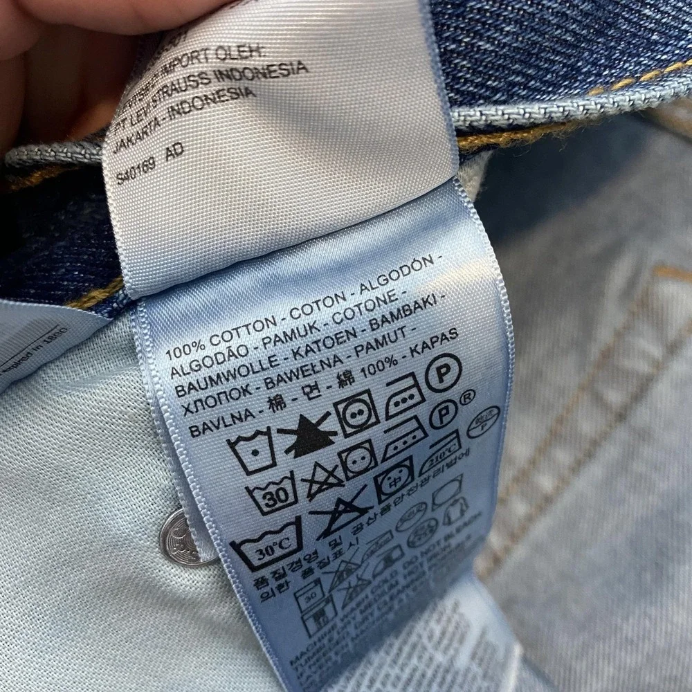 Levis 550 Jeans Mens 44x32 Blue Relaxed Fit Tapered Leg Denim Classic New